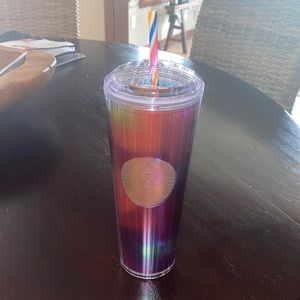 NEW Starbucks dome cup with straw